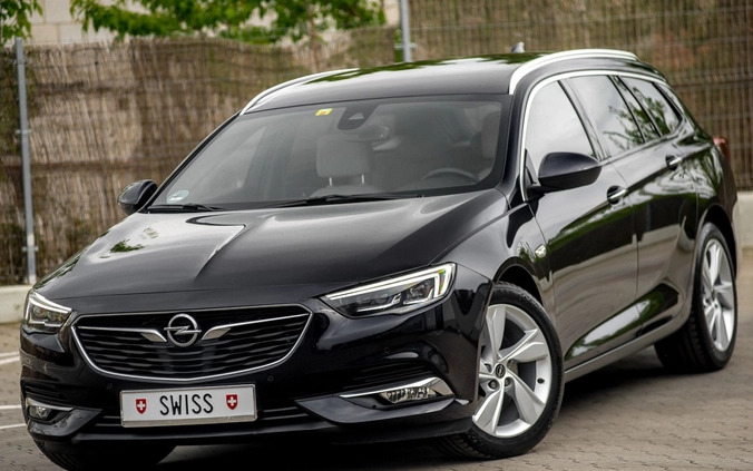 Opel Insignia cena 63900 przebieg: 139235, rok produkcji 2017 z Błażowa małe 781